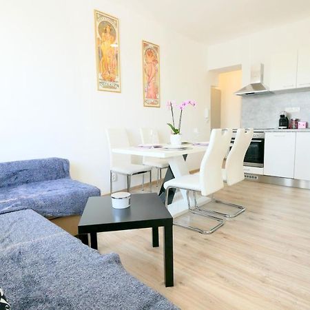 Apartman U Louckeho Klastera 2 Plus Kk Зноймо Екстер'єр фото