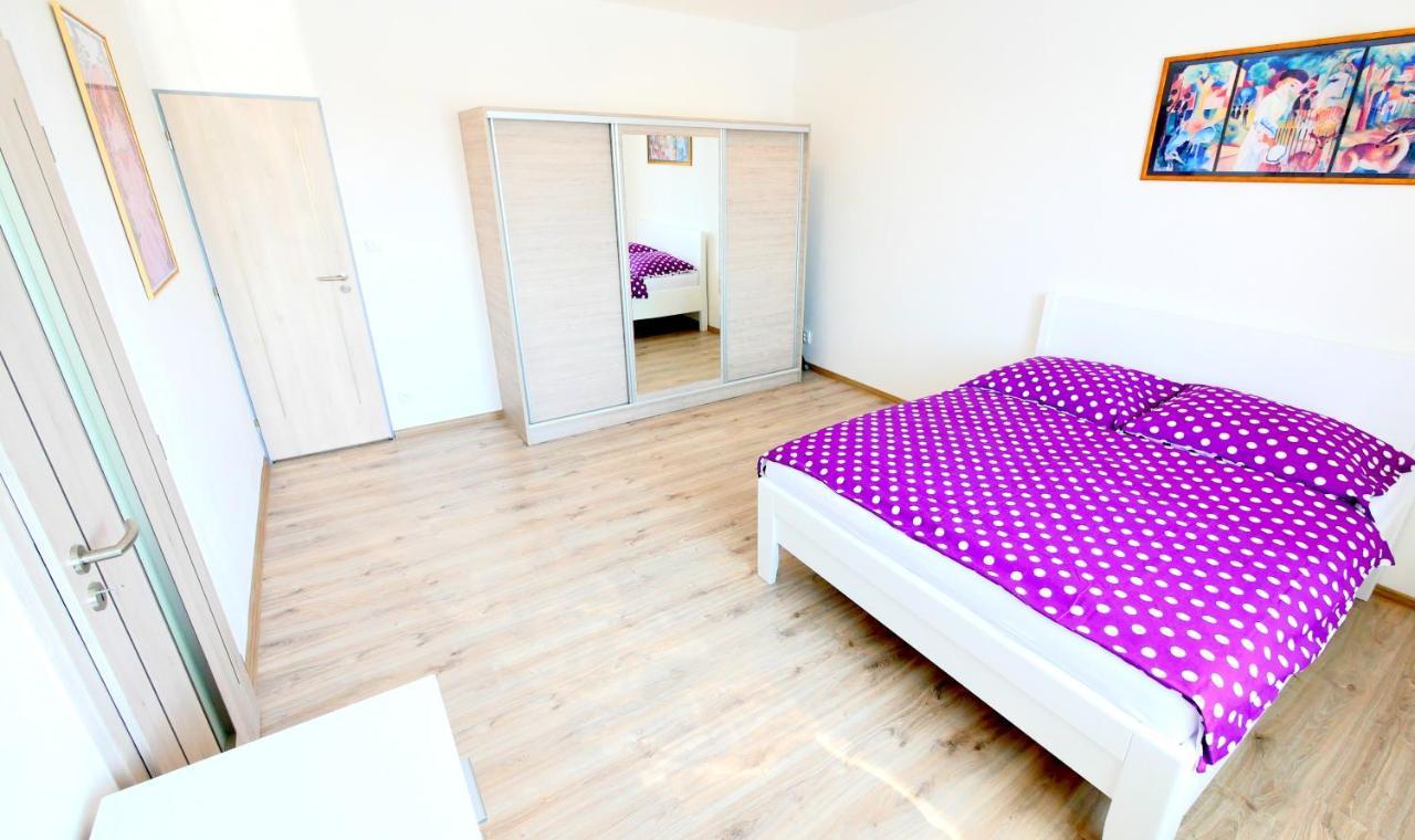 Apartman U Louckeho Klastera 2 Plus Kk Зноймо Екстер'єр фото